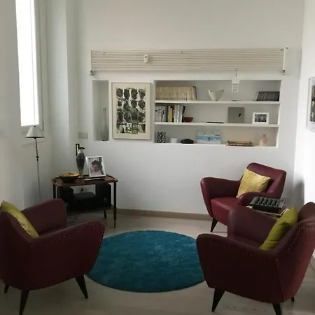 Apartment Moderno Bilocale In Dateo